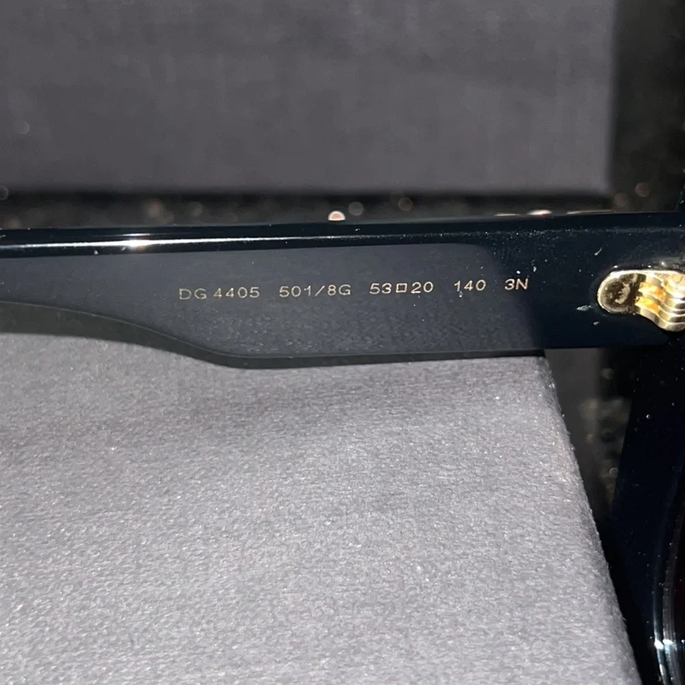 Dolce & Gabbana sunglasses - Picture 12 of 17